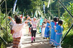 BIB: 1290
                            <button type="button" onclick="openModal(19040546)" class="btn btn-primary btn-sm float-right btn-popup" data-toggle="modal" data-target=".modal-high-quality">
                        <i class="fas fa-shopping-cart"></i> Add to Cart
                    </button>
                                            <button type="button" onclick="isThisMe(19040546, true)" class="btn btn-success btn-sm float-right btn-popup btn-isme hidden" data-toggle="tooltip" data-placement="bottom" title="นี่คือรูปของคุณใช่ไหม คลิกที่นี่เพื่อเอาเข้าอัลบั้ม">
                        <i class="fas fa-plus"></i> Add to album
                    </button>
                    <button type="button" onclick="isThisMe(19040546, false)" class="btn btn-warning btn-sm float-right btn-popup btn-isnotme hidden">
                        <i class="fas fa-ban"></i> Remove from album
                    </button>